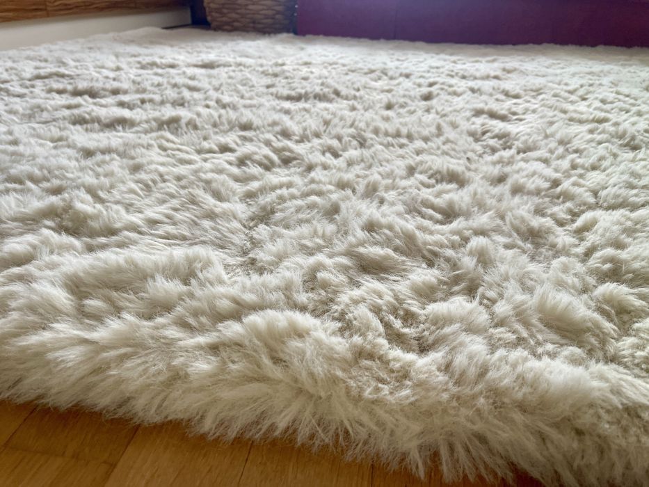 Covor Mobexpert pufos / fluffy alb 200x300 cm – gros