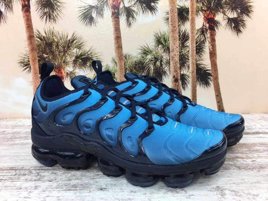 Обувки NIKE / VaporMax PLUS Blue + КУТИЯ