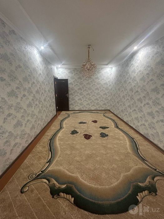 4 каватли домнинг 3 каватида 3 хонали квартира ижарага берилади