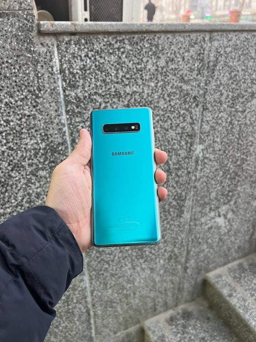 Samsung s10+ sotiladi