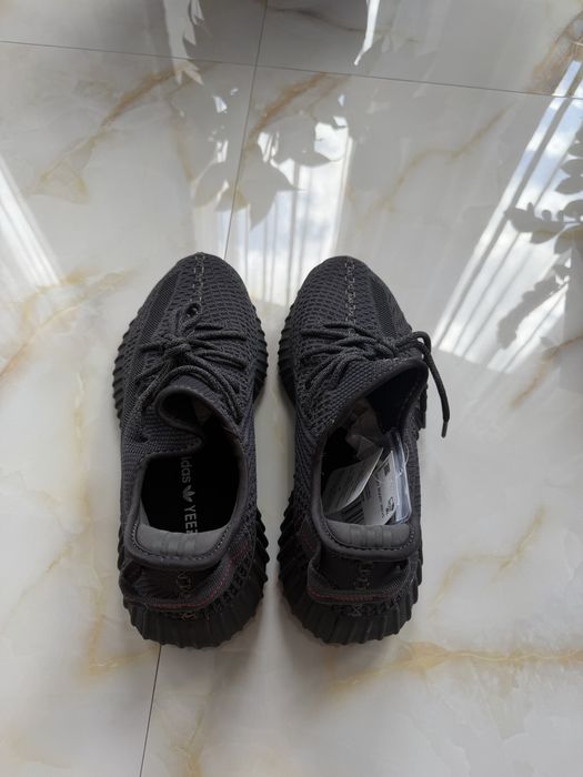 Adidasi Yezzy 350