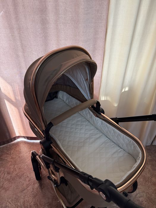 Детская коляска в отличном состоянии