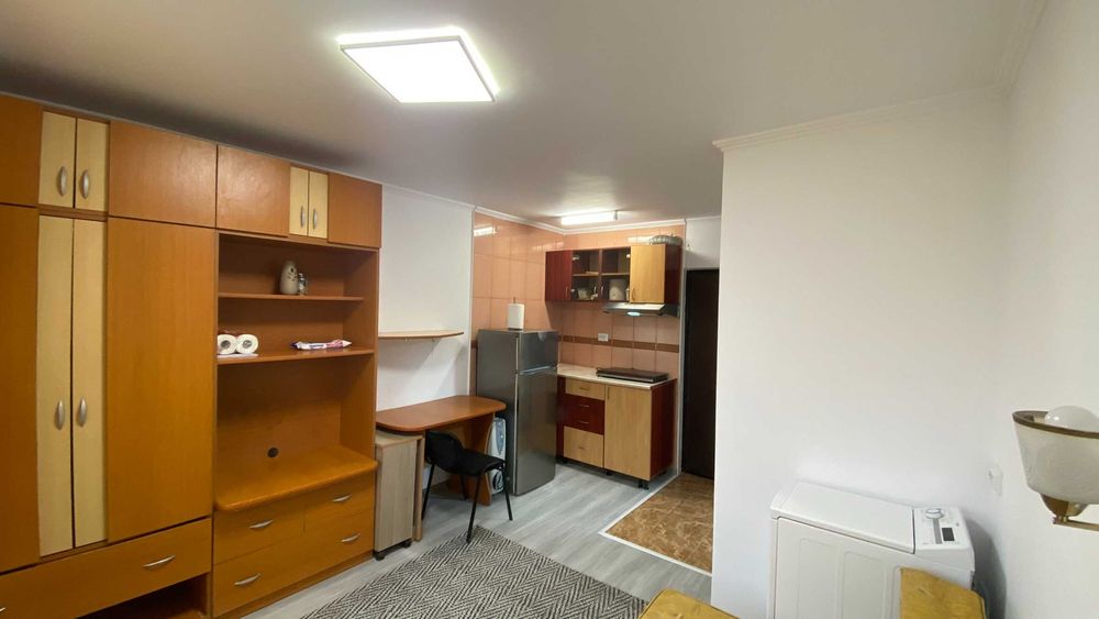 Camera de camin cu baie, renovata, mobilata si utilata | Bularga