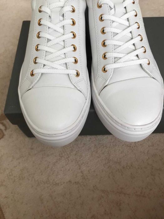 Маратонки от естествена кожа