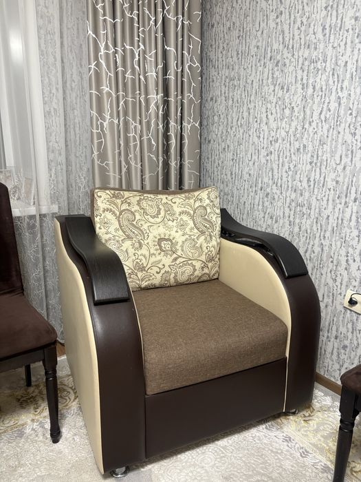 Продам диван тройка