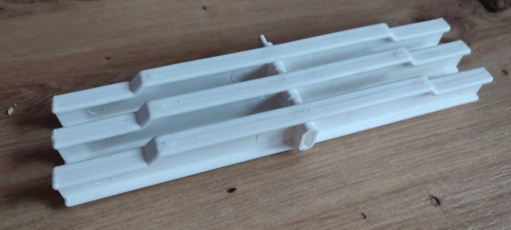 Преливна решетка за басейн PVC