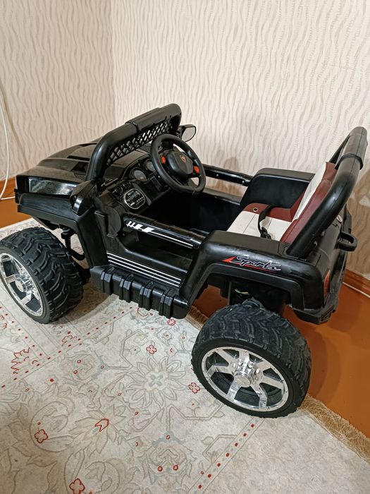 Продам детский электромобиль