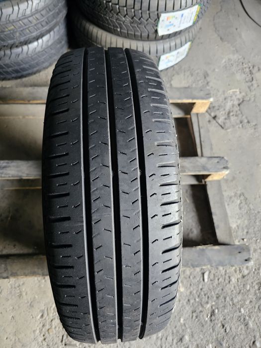 1 anvelopa vara 215 70 15C Nexen