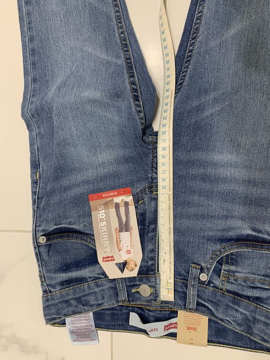 Нови оригинални дънки за момче с ръст 152 см-12 години