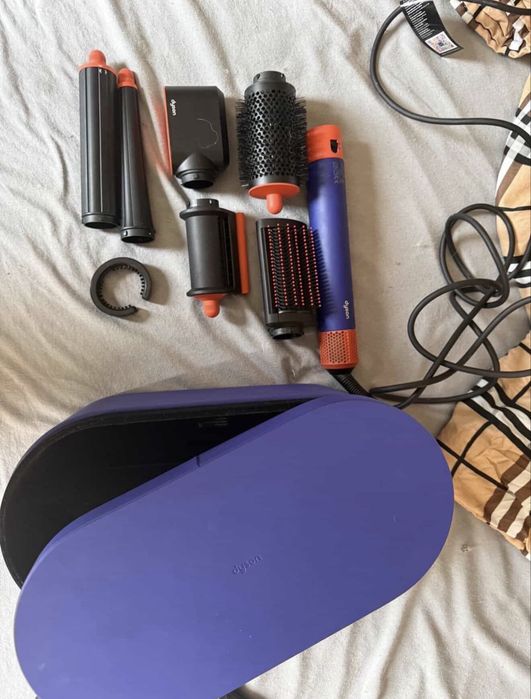 Маша за коса Dyson AIRWRAP HS08