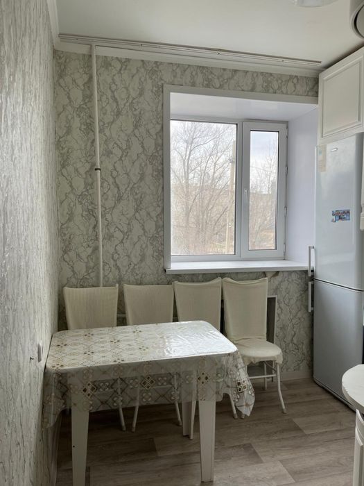 Продам 2 комнат квартиру