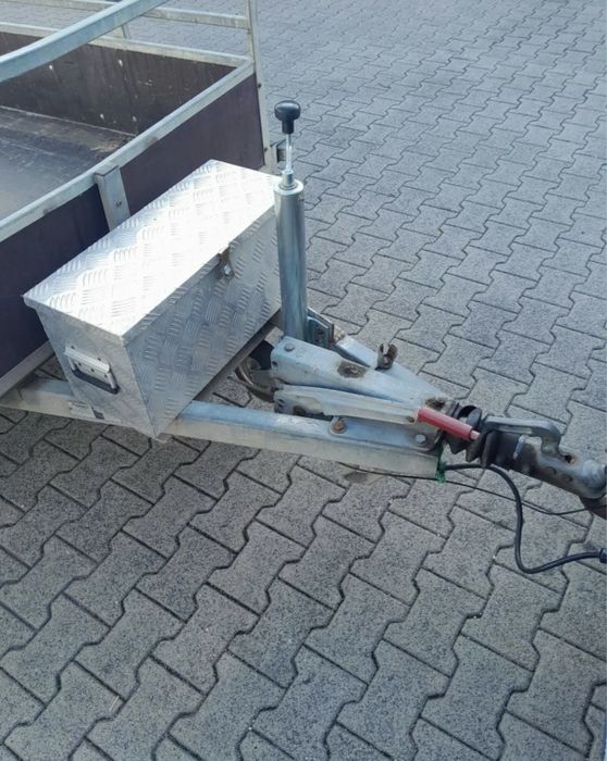 Vand remorca cu 2 axe