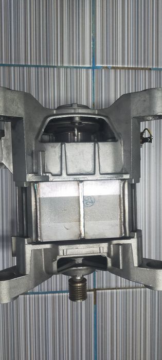 От стиральной машины BOSCH