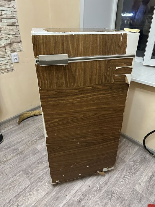 Холодильник рабочий