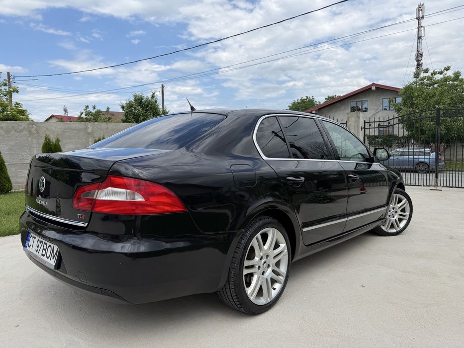 Skoda Superb 2 2009 2.0 TDI 170 CP Automata