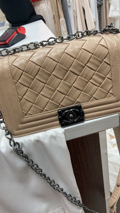 Продаю сумки, клатчи летнии, вечернии сумочки