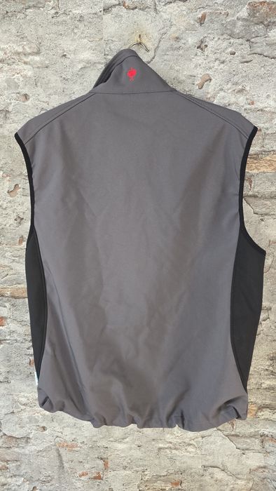 Strauss engelbert, Mascot