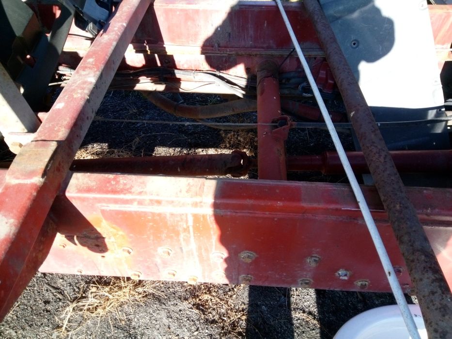 Bena Iveco basculabila trilateral