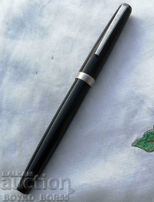Старинна Немска Писалка Сенатор Senator F със Златно Перо
