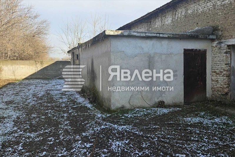 Продава се Склад в с. Дълго поле, Област Пловдив - 2199 кв.м за 39 €/кв.м - Снимка #7