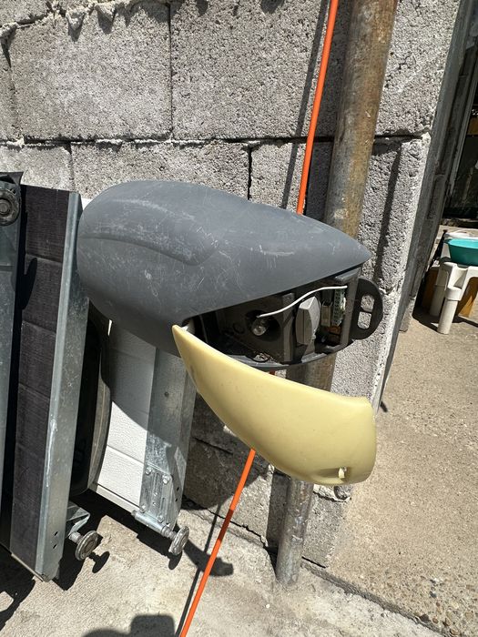 Poarta garaj electrica (usa sectionala)