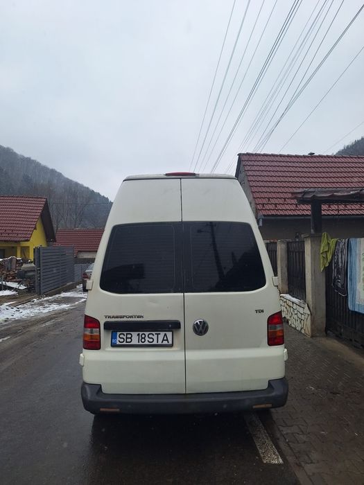 VW T5 1.9TDI 102CP Suprainaltat 2005