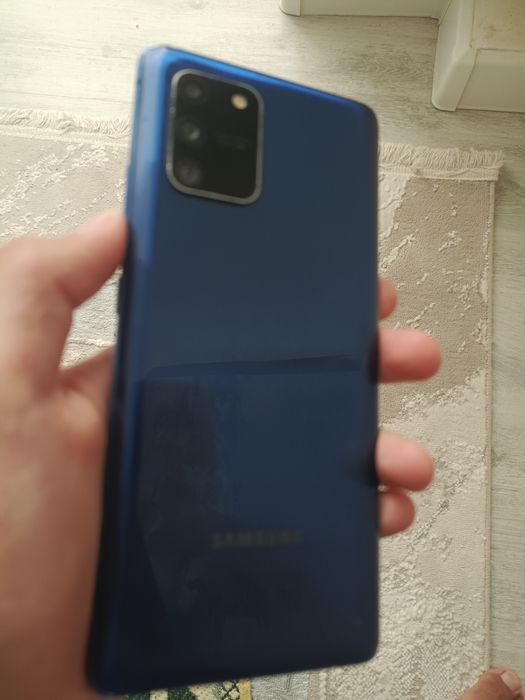 Samsung S10 Lite