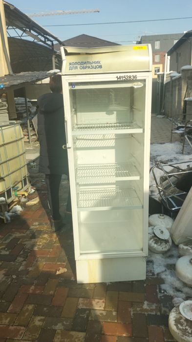 Продам холодильник