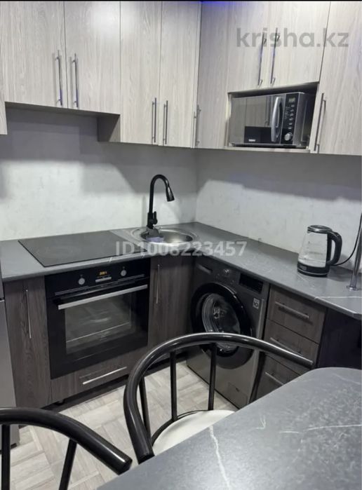 Продам 1,5 на квартале