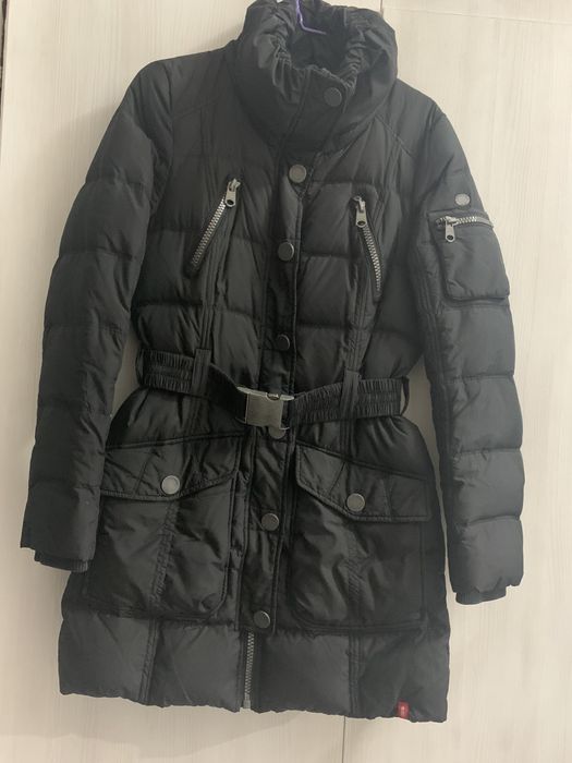 Дамски якета в черен цвят