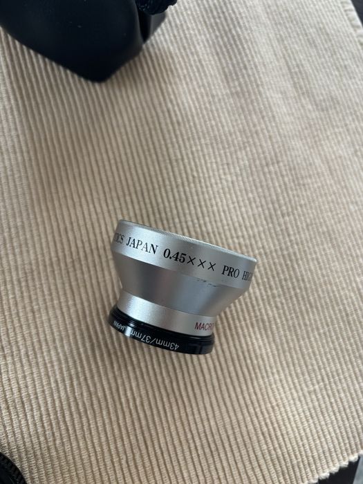 Фотоапарат Никон Nikon D200 с обектив Nikon AF-S DX NIKKOR 18-200mm