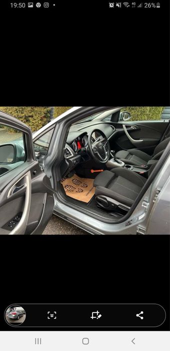 Opel astra j 2012..