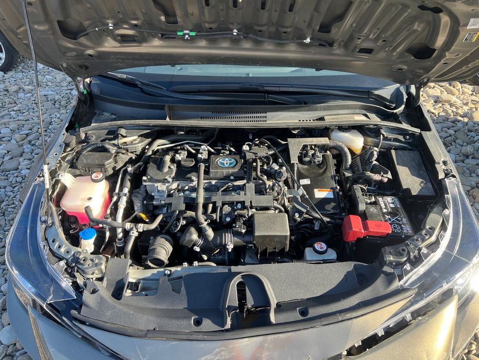 Toyota Corolla 2021 hibrid avariat, AVARIATE