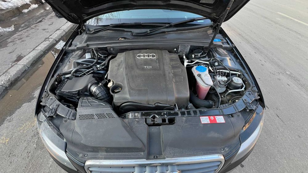 Dezmembrez/Dezmembrari Audi A4 B8 2.0 Tdi Euro 5 CAGC (2008-2011) LZ9Y