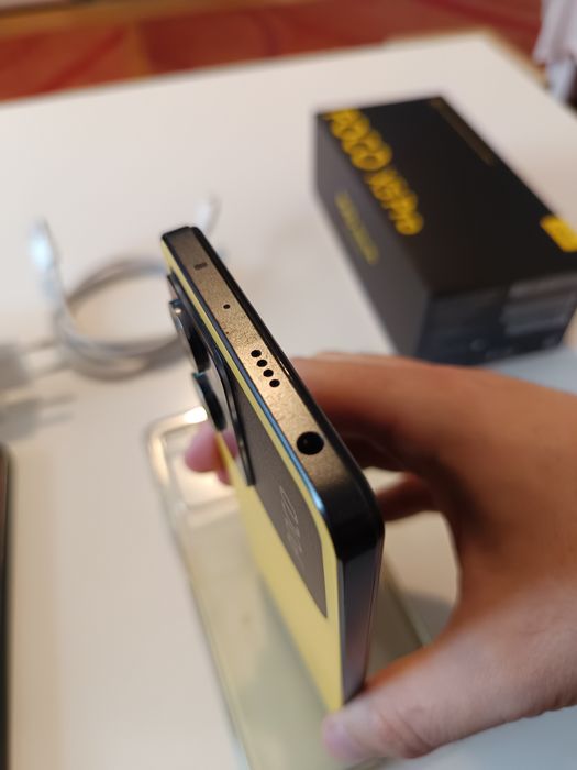 Като Нов Poco X5 Pro 5G 6 RAM 128 GB