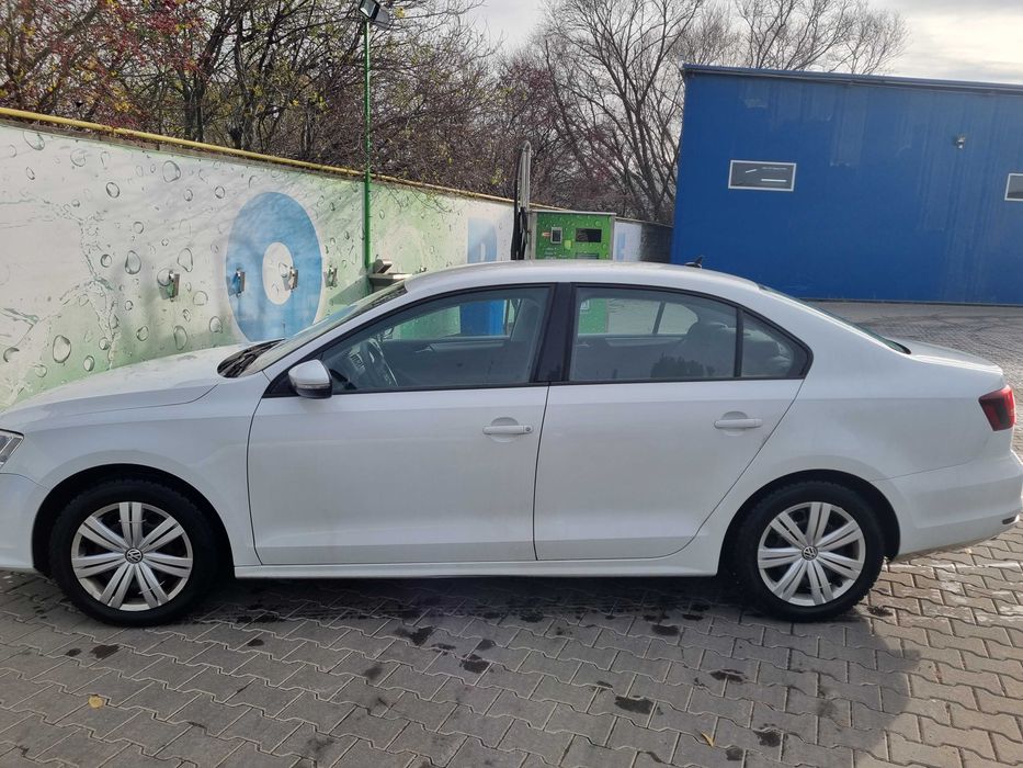 VOLKSWAGEN Jetta 2016 — imagine 3