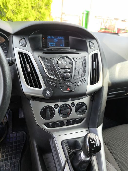 FORD Focus 2011 — imagine 3