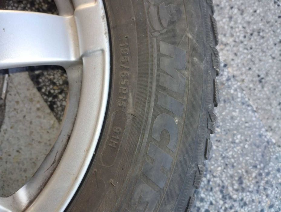 Зимни гуми, добро състояние
