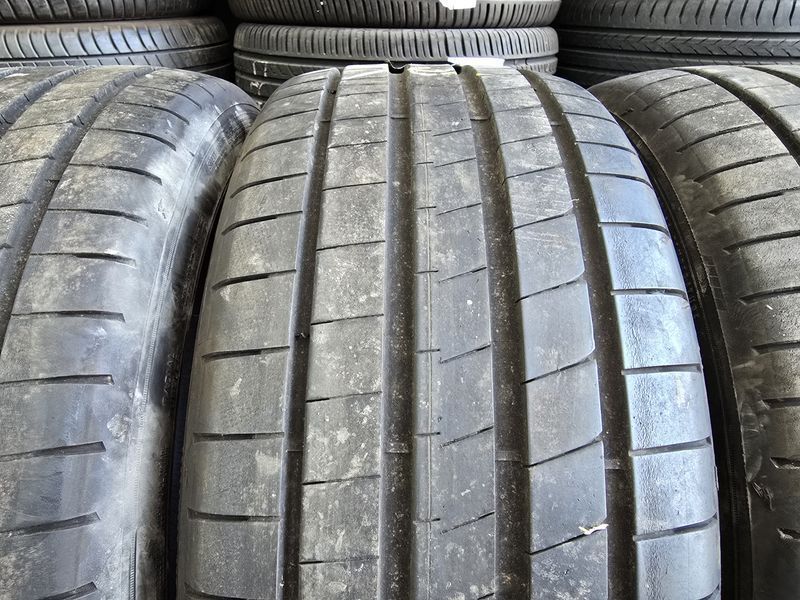 225/40/18 GOODYEAR 4бр
