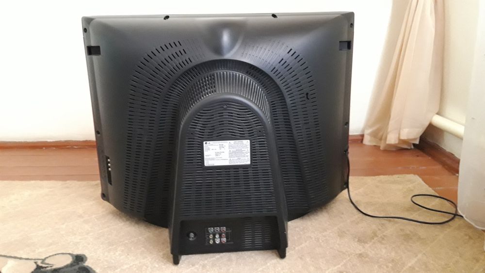 Телевизор марки LG