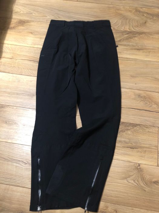 KAIKKIALLA-pantaloni ca si Noi de drumetie pentru dame, marimea 40