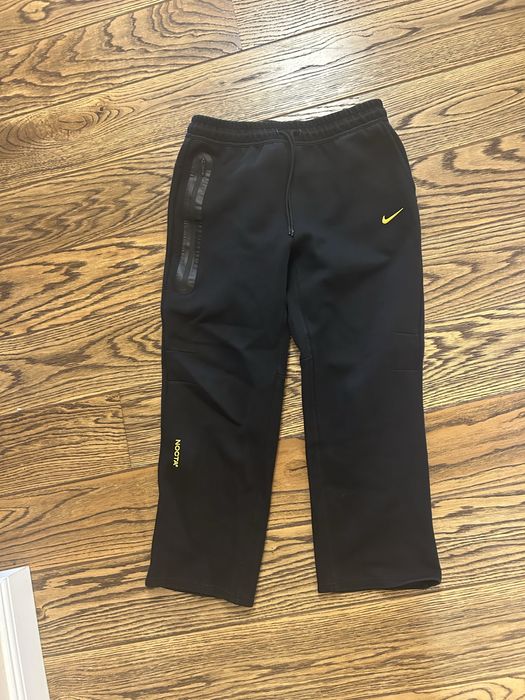 Pantaloni tech nike nocta L