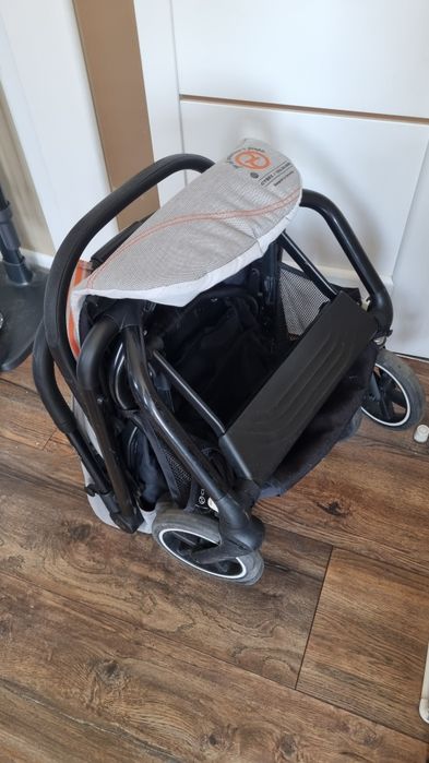 Количка Cybex Eezy S+2