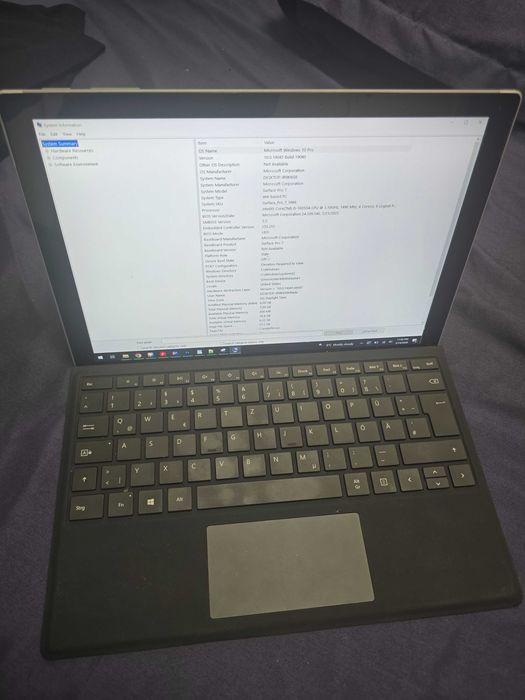 Tableta Microsoft Surface 7 Pro