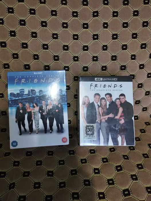 2 пакета на ПРИЯТЕЛИ (Вскички сезони) в Блурей и 4к формат
