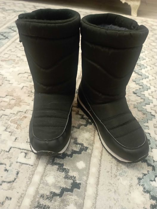 Сапоги на мальчика 37 р