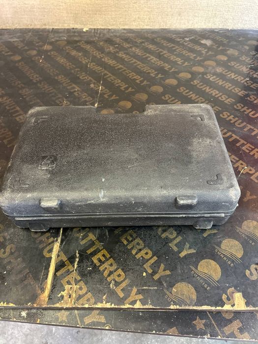 Прав трион нож,нов в куфар внос от Англия