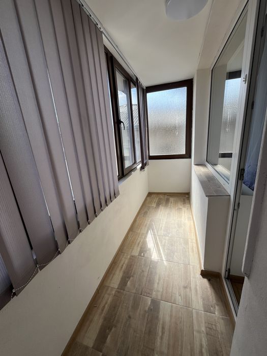 Inchiriez apartament