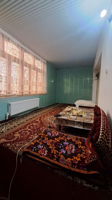 Чирчик шахар 
Троицкий 14-мактаб ёнида
#2-хона 4-этаж 
Квартира ижа