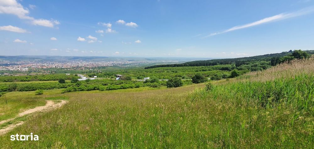 Teren 4000mp la intrare in Feleacu